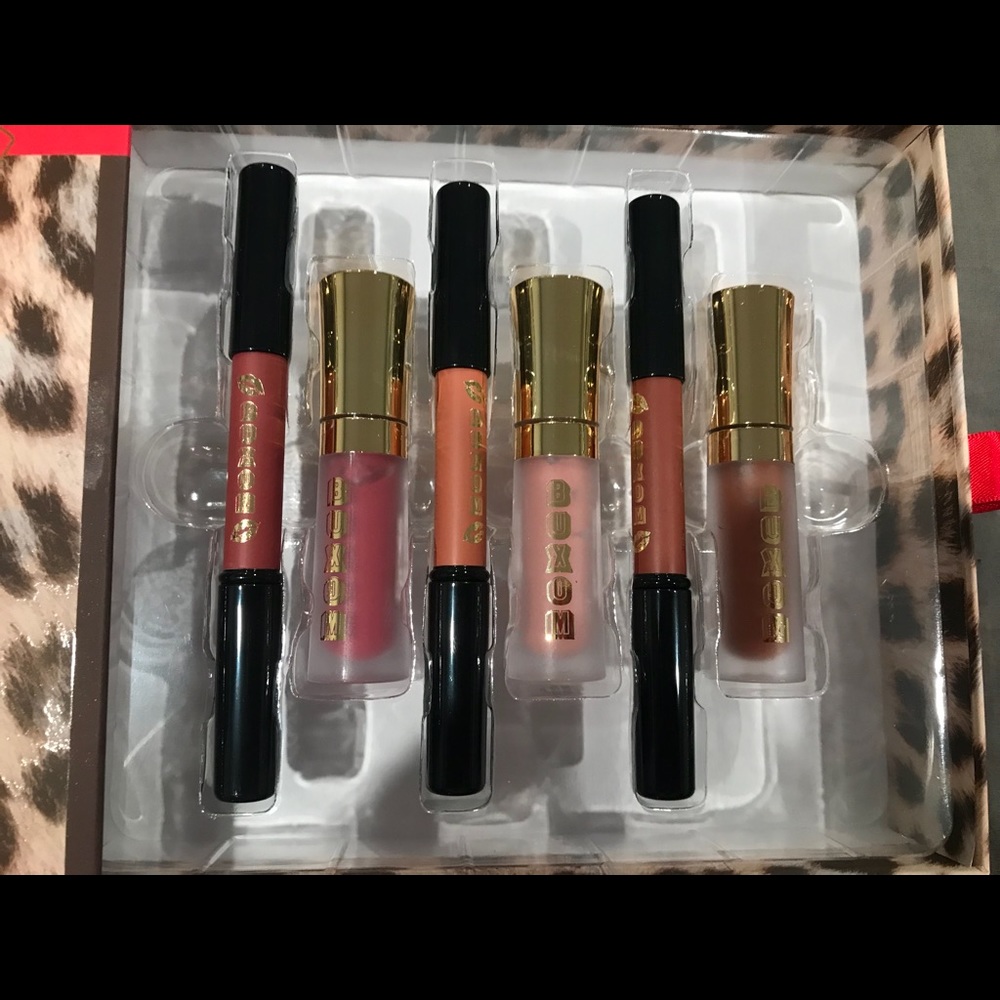 Boxum Lipgloss/Lip Pencil set